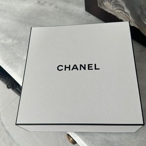 Authentic Cheney box from sunglasses